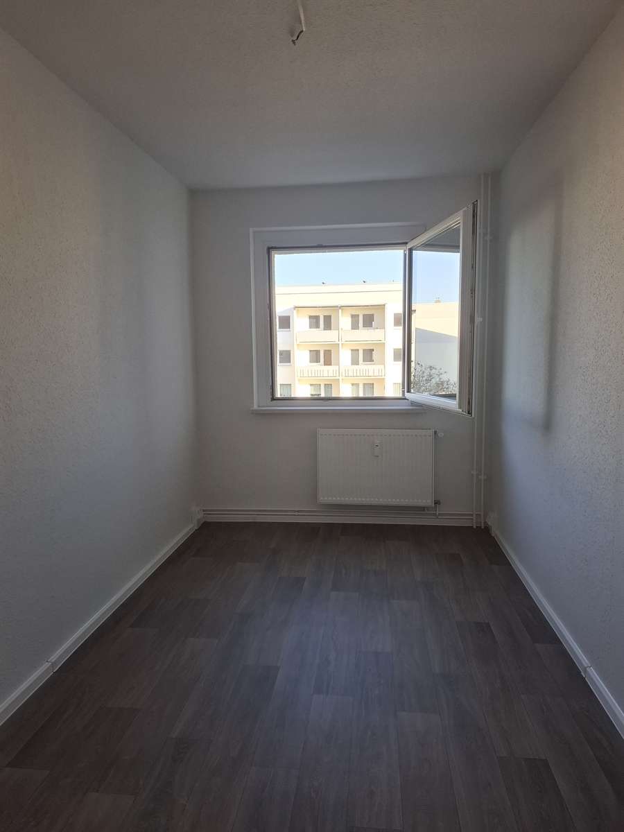 Thumbnail-Wohnung zum Mieten in Glauchau 470,00 € 66.82 m²
