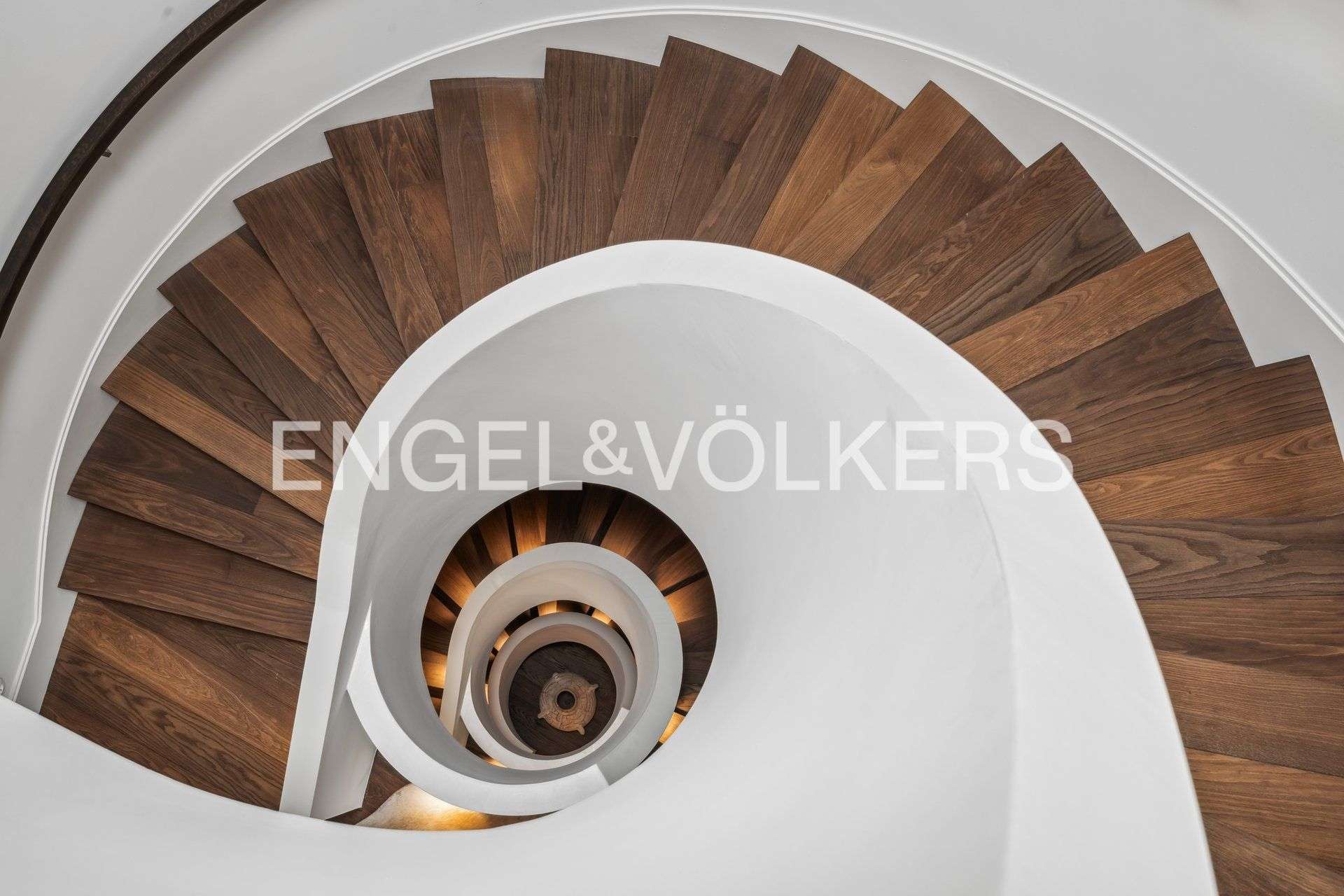 Thumbnail-Haus zum Kaufen in Berlin-Grunewald 7.300.000,00 € 385 m²