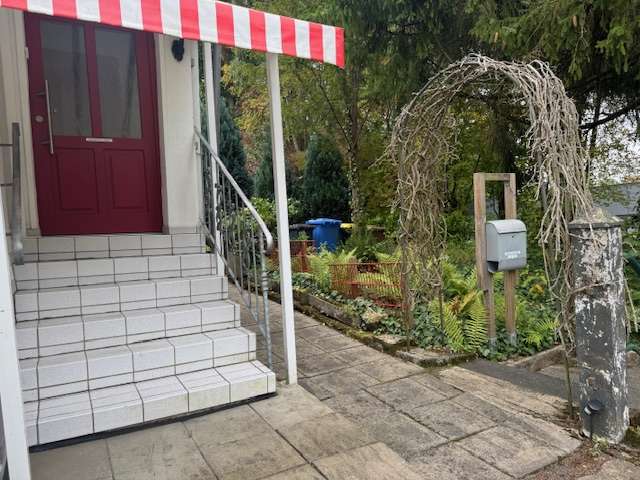 Thumbnail-Haus zum Kaufen in Altenkirchen (Westerwald) 198.880,00 € 90 m²