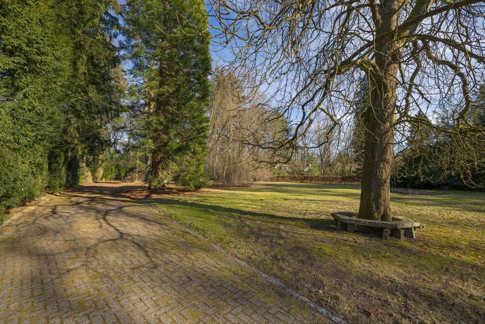 Thumbnail-Grundstück zu verkaufen in Hamburg Sasel 1.190.000,00 € 2300 m²