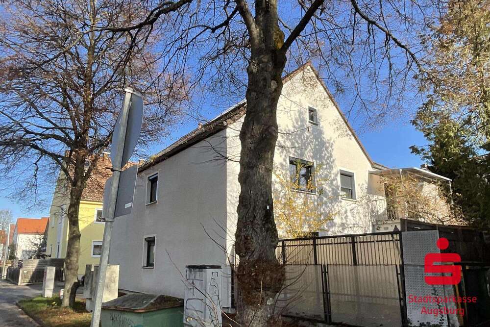 Thumbnail-Haus zum Kaufen in Augsburg 589.000,00 € 158 m²