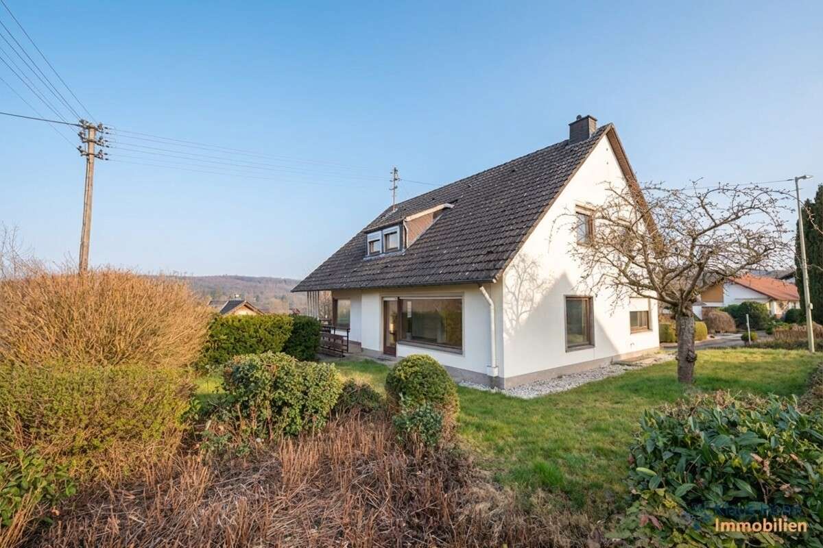 Thumbnail-Haus zum Kaufen in Alsdorf 225.000,00 € 166 m²