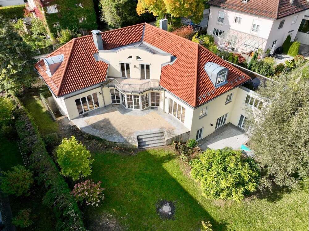 Thumbnail-Haus zum Kaufen in Rosenheim 1.790.000,00 € 310 m²