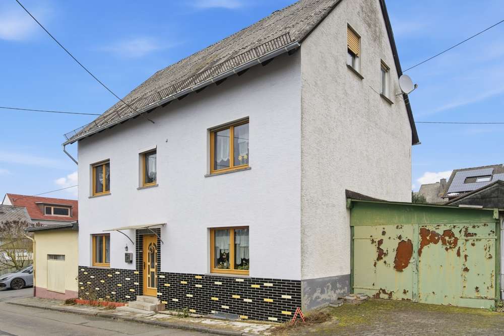 Thumbnail-Haus zum Kaufen in Dachsenhausen 105.000,00 € 136 m²