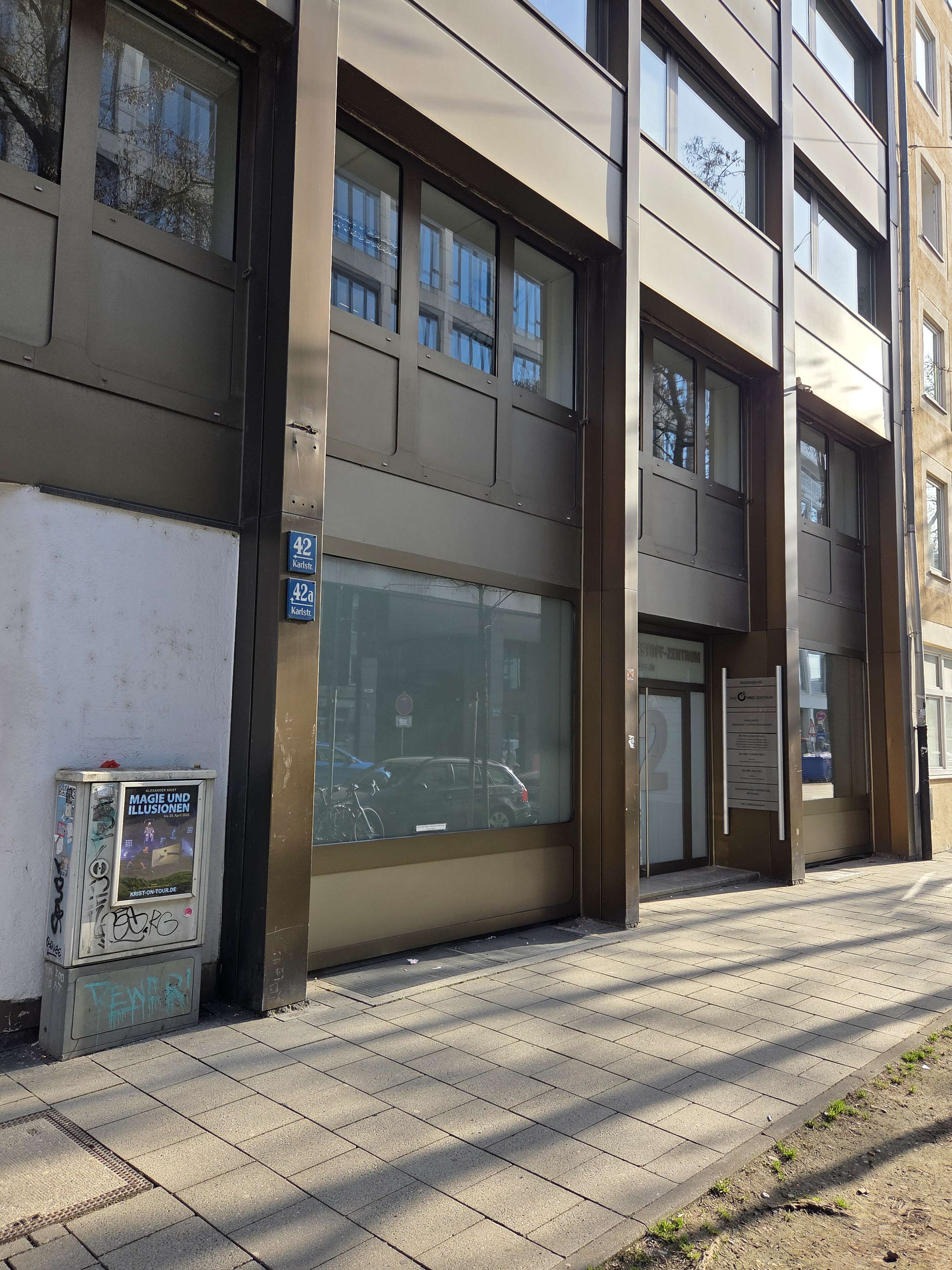 Thumbnail-Büro in München 3.300.000,00 € 269 m²