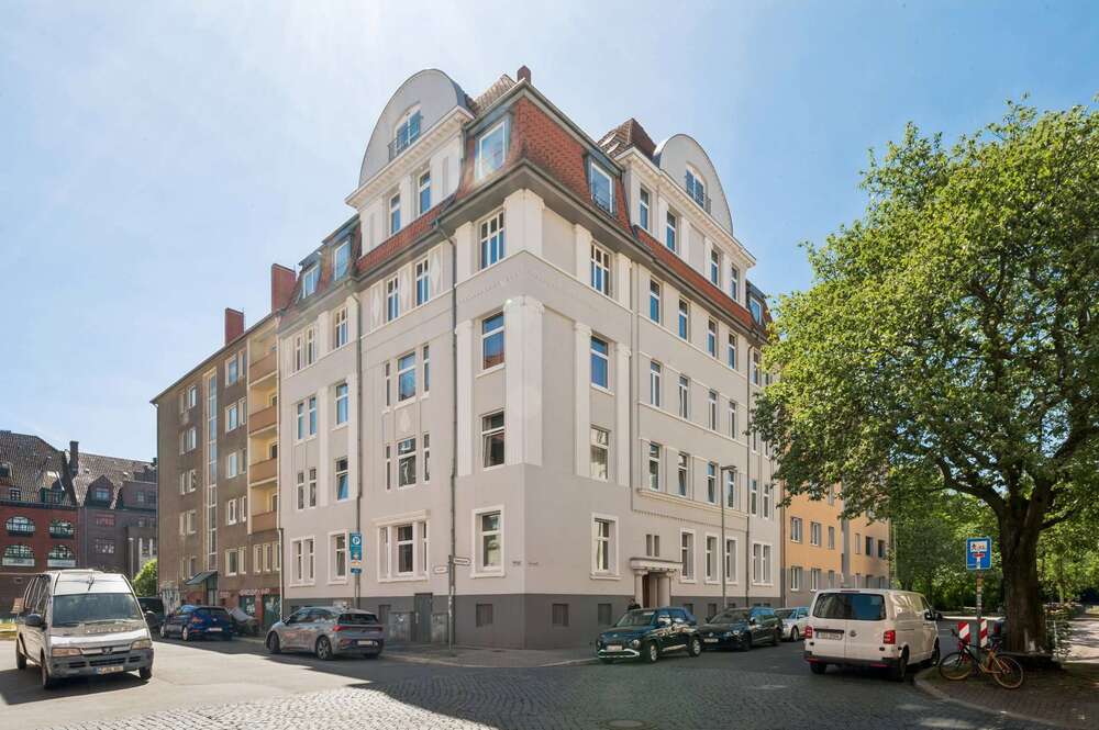 Thumbnail-Wohnung zum Kaufen in Hannover 390.000,00 € 90 m²