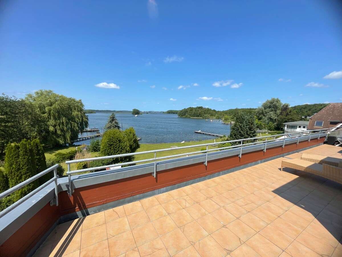 Thumbnail-Wohnung zum Kaufen in Bosau 980.000,00 € 247 m²