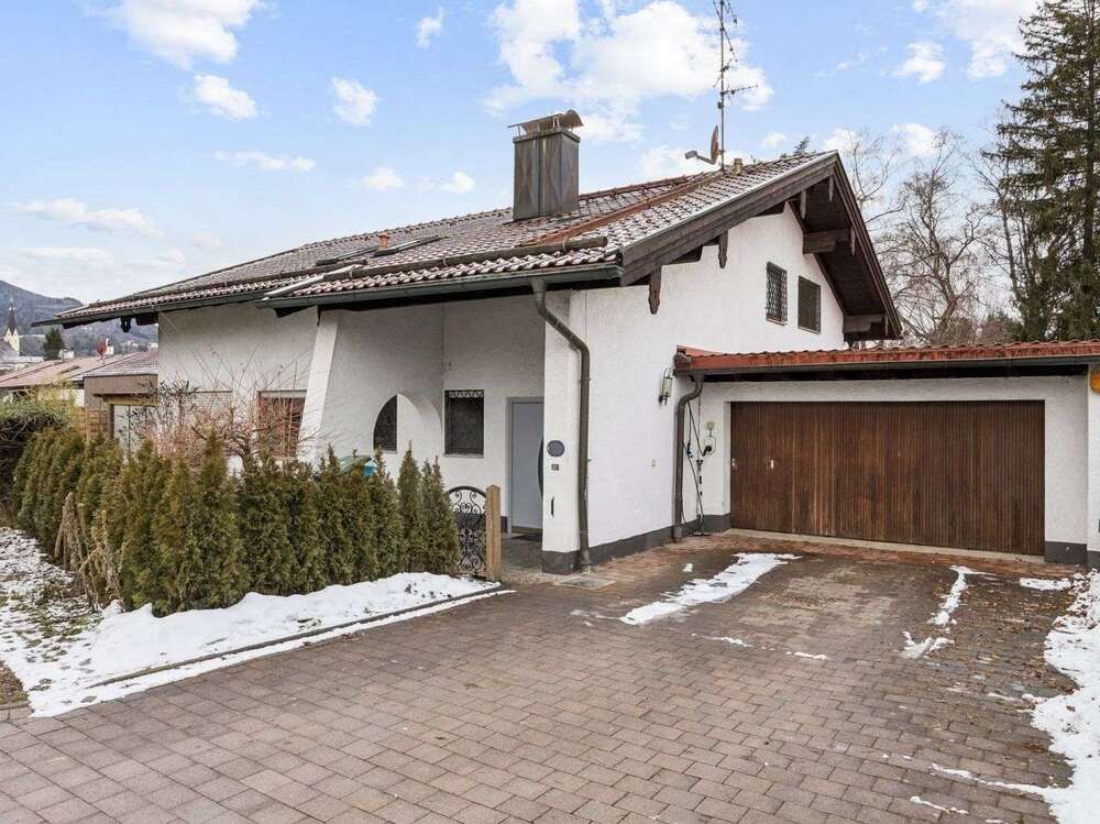 Thumbnail-Haus zum Kaufen in Bernau am Chiemsee 829.000,00 € 187.05 m²