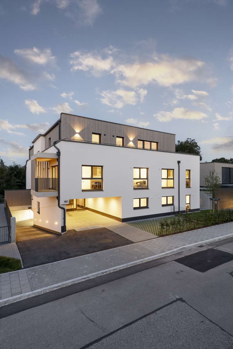 Thumbnail-Wohnung zum Mieten in Rosenheim 2.234,00 € 106.39 m²