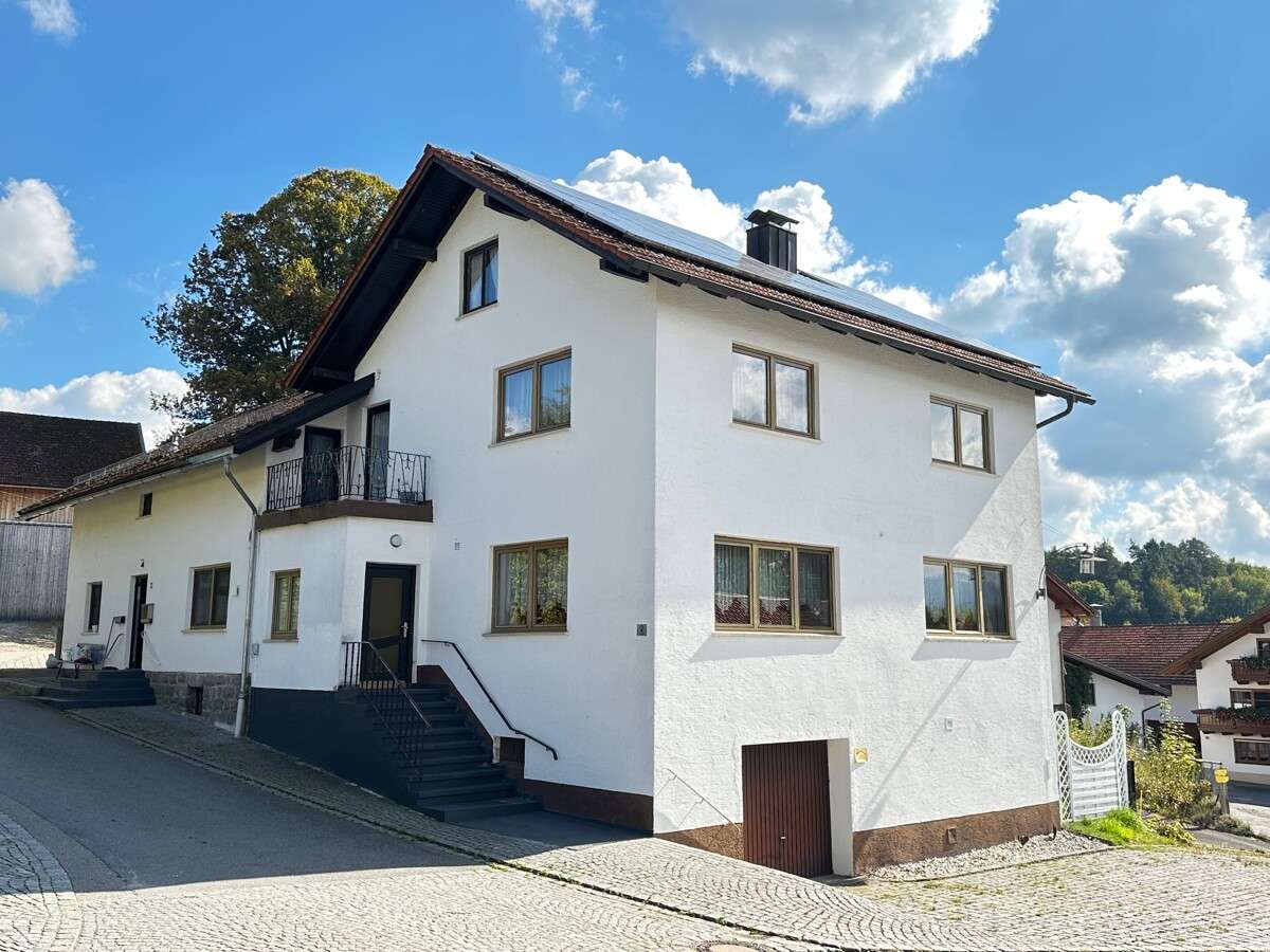 Thumbnail-Haus zum Kaufen in Patersdorf 379.000,00 € 300 m²