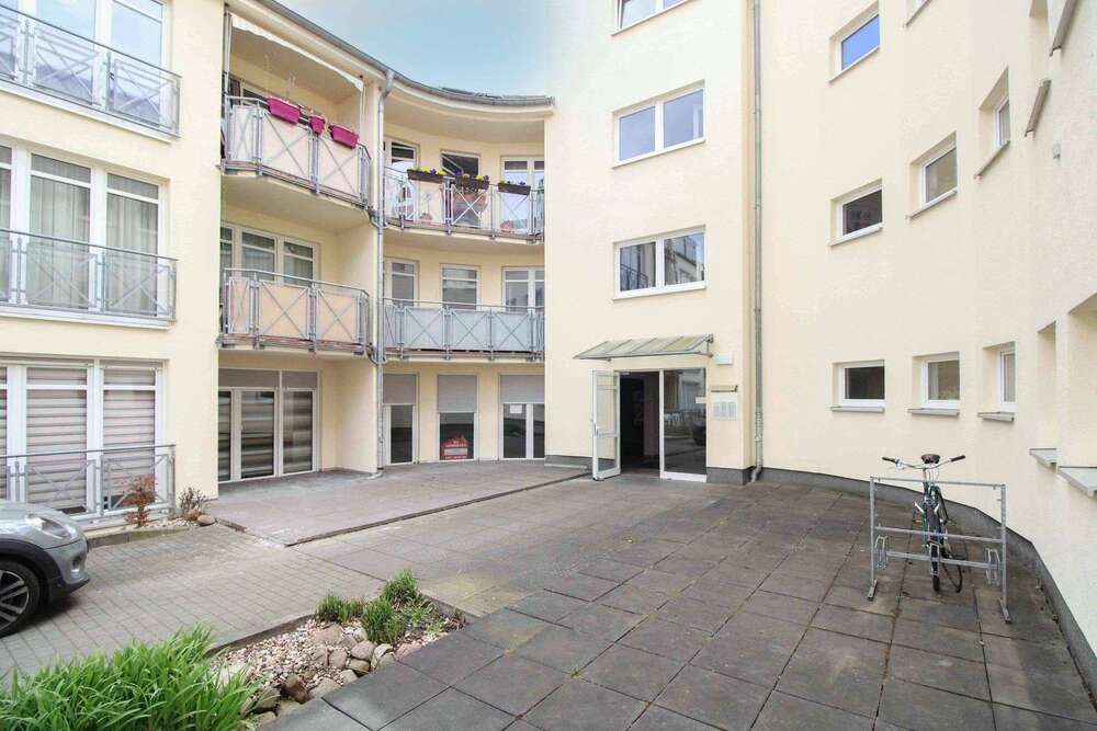 Thumbnail-Wohnung zum Kaufen in Magdeburg 80.000,00 € 46.18 m²