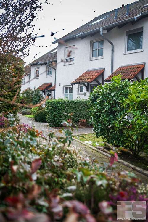 Thumbnail-Haus zum Kaufen in Hochheim 489.000,00 € 111.27 m²