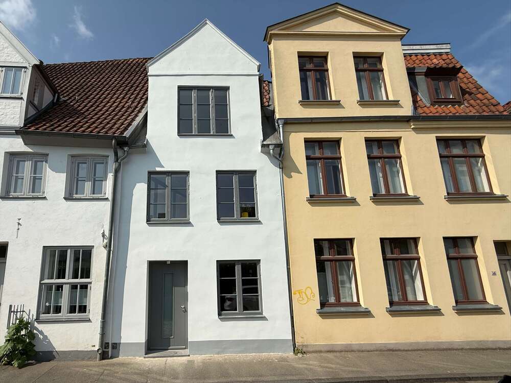 Thumbnail-Haus zum Kaufen in Lübeck 505.000,00 € 95 m²