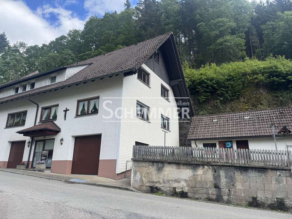 Thumbnail-Wohnung zum Mieten in Simonswald 680,00 € 95 m²