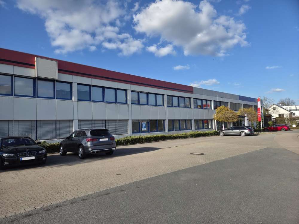 Thumbnail-Halle in Isernhagen Altwarmbüchen 7.490,00 € 1460 m²