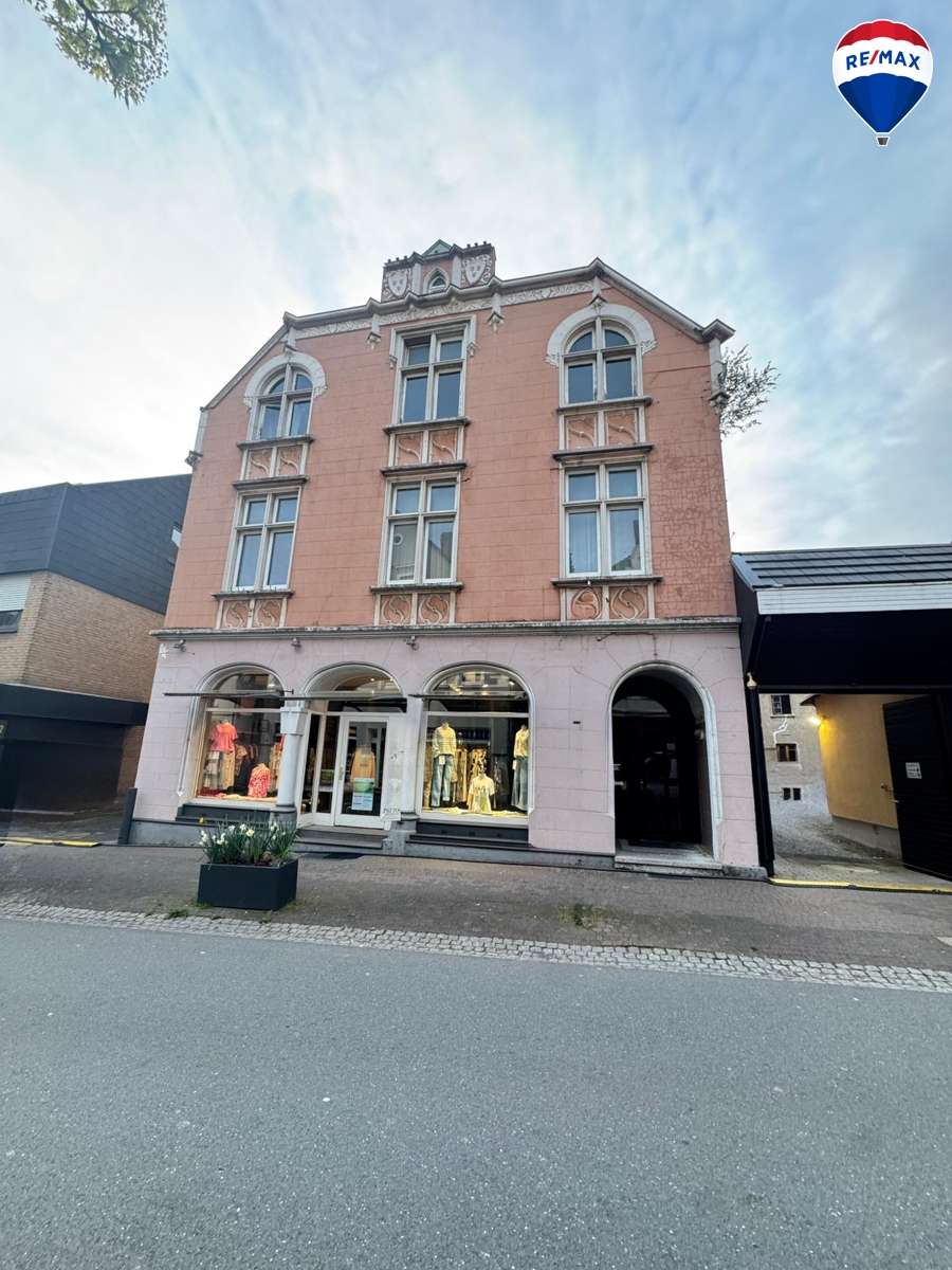 Thumbnail-Haus zum Kaufen in Bad Salzuflen 349.999,00 € 245 m²