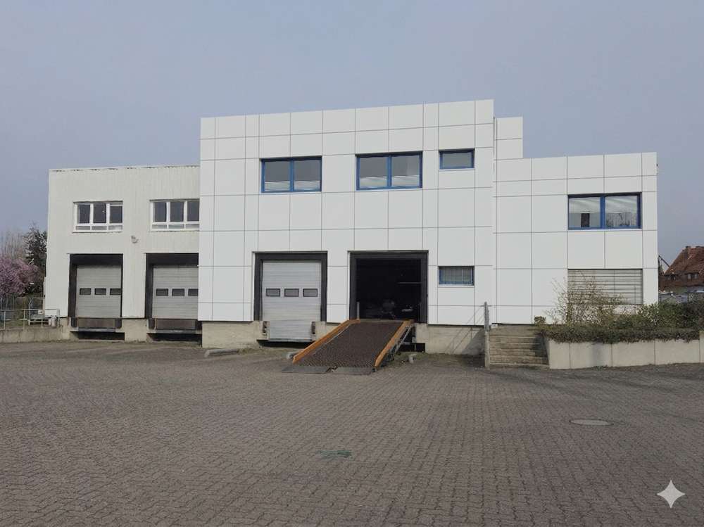 Thumbnail-Halle in Isernhagen Altwarmbüchen 10.600,00 € 1840 m²