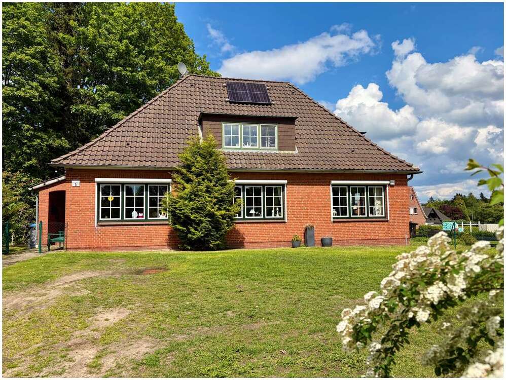 Thumbnail-Haus zum Kaufen in Beckdorf 385.000,00 € 195 m²