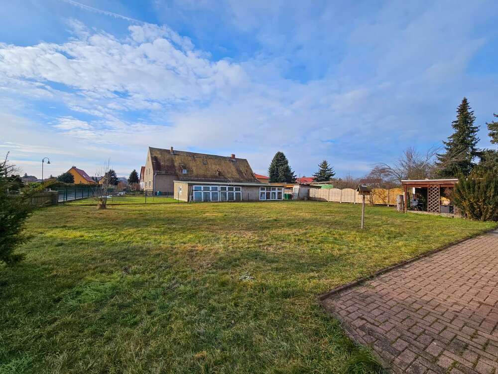 Thumbnail-Grundstück zu verkaufen in Belgershain 175.000,00 € 700 m²