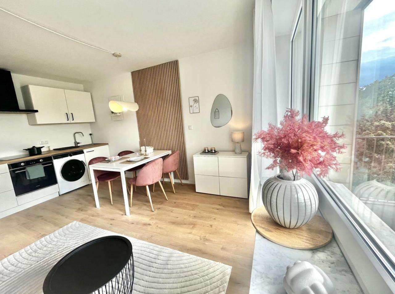 Thumbnail-Wohnung zum Mieten in Nimmerfallstraße 6 1.300,00 € 34 m²