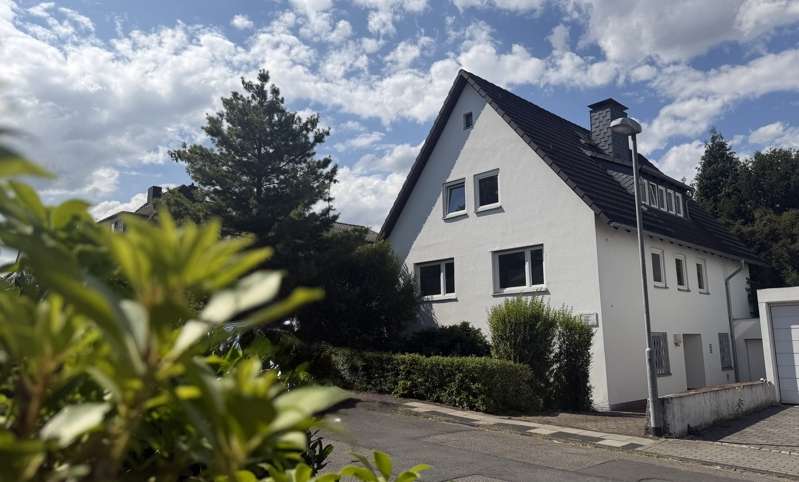 Thumbnail-Haus zum Kaufen in Essen 895.000,00 € 196 m²