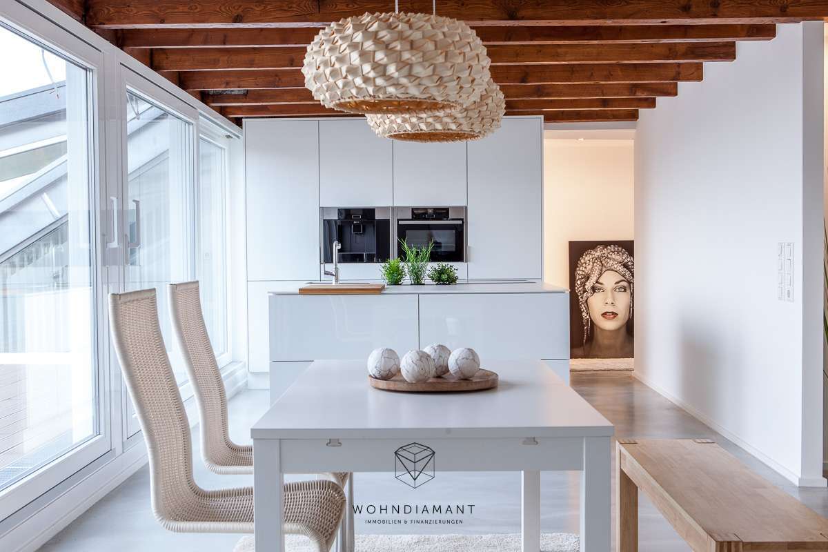 Thumbnail-Wohnung zum Kaufen in Stuttgart 890.000,00 € 149.75 m²