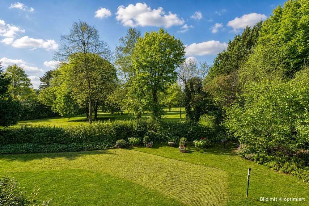 Thumbnail-Wohnung zum Kaufen in Essen Freisenbruch 149.000,00 € 84 m²
