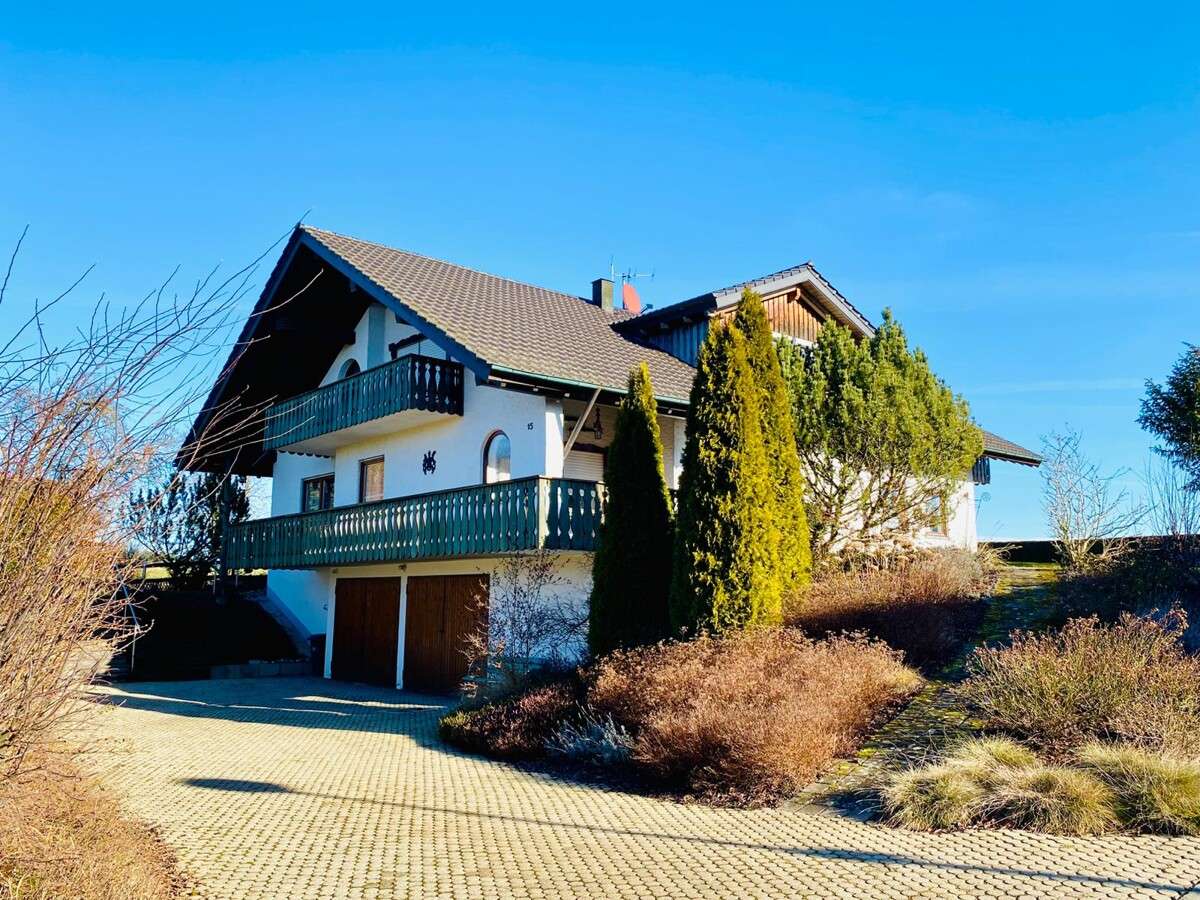 Thumbnail-Haus zum Kaufen in Jagstzell Dankoltsweiler 435.000,00 € 240 m²