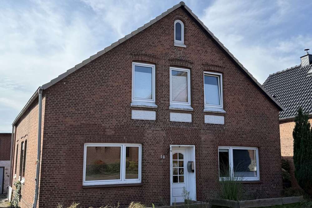 Thumbnail-Haus zum Kaufen in Wilster 149.000,00 € 189.59 m²