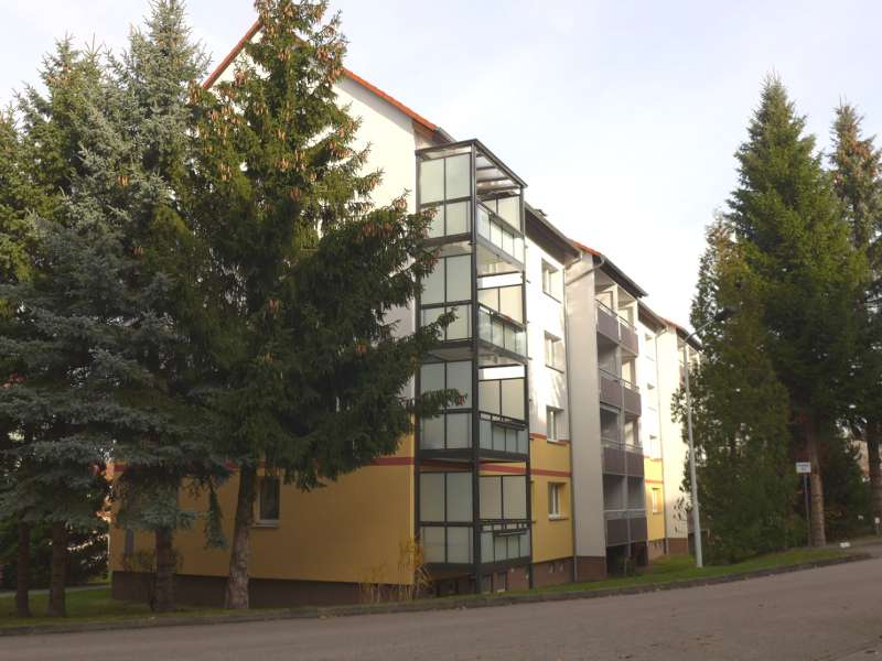 Thumbnail-Wohnung zum Mieten in Limbach-Oberfrohna 275,00 € 49.96 m²