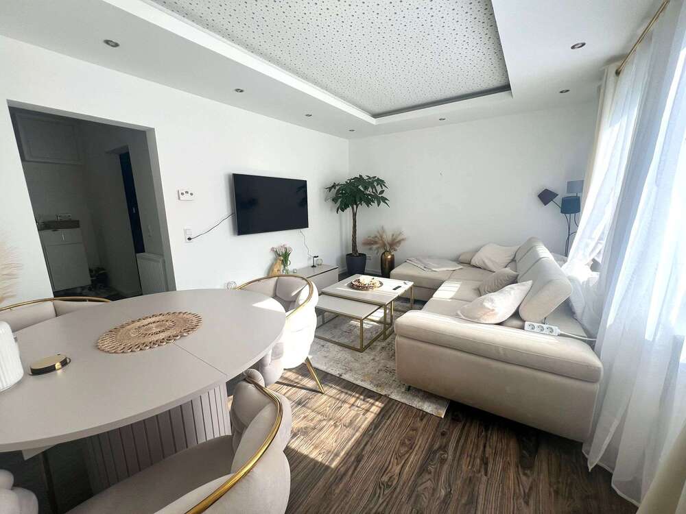 Thumbnail-Wohnung zum Mieten in Stuttgart 1.000,00 € 54 m²