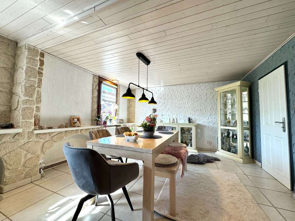 Thumbnail-Haus zum Kaufen in Pforzheim 469.000,00 € 175.7 m²