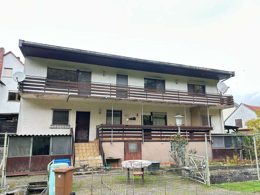 Thumbnail-Haus zum Kaufen in Solms 220.000,00 € 160 m²