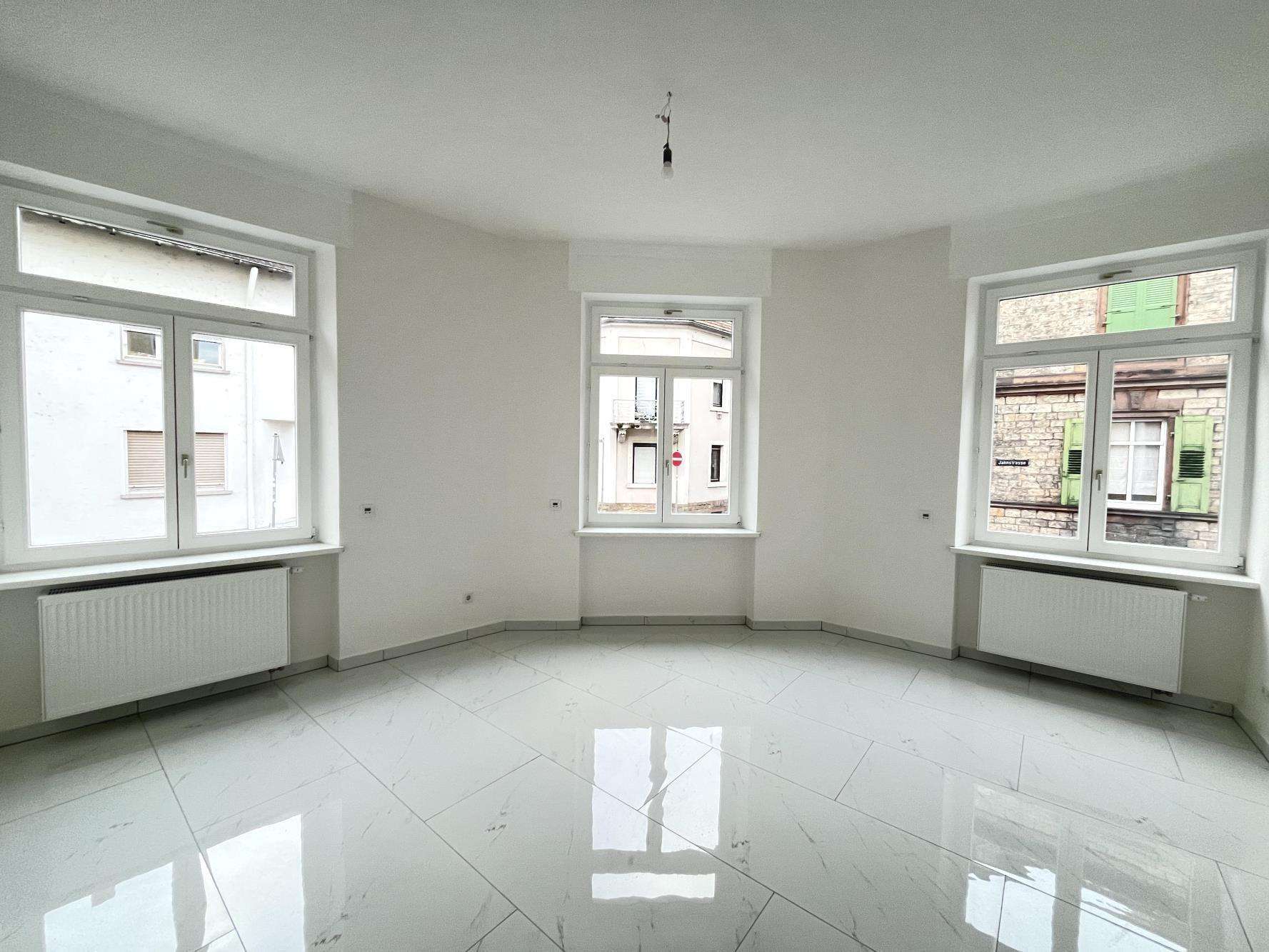 Thumbnail-Wohnung zum Mieten in Neustadt 1.050,00 € 92 m²