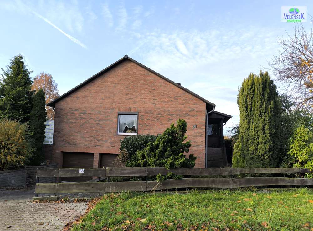 Thumbnail-Haus zum Kaufen in Wolfenbüttel OT Ahlum 365.000,00 € 148.02 m²