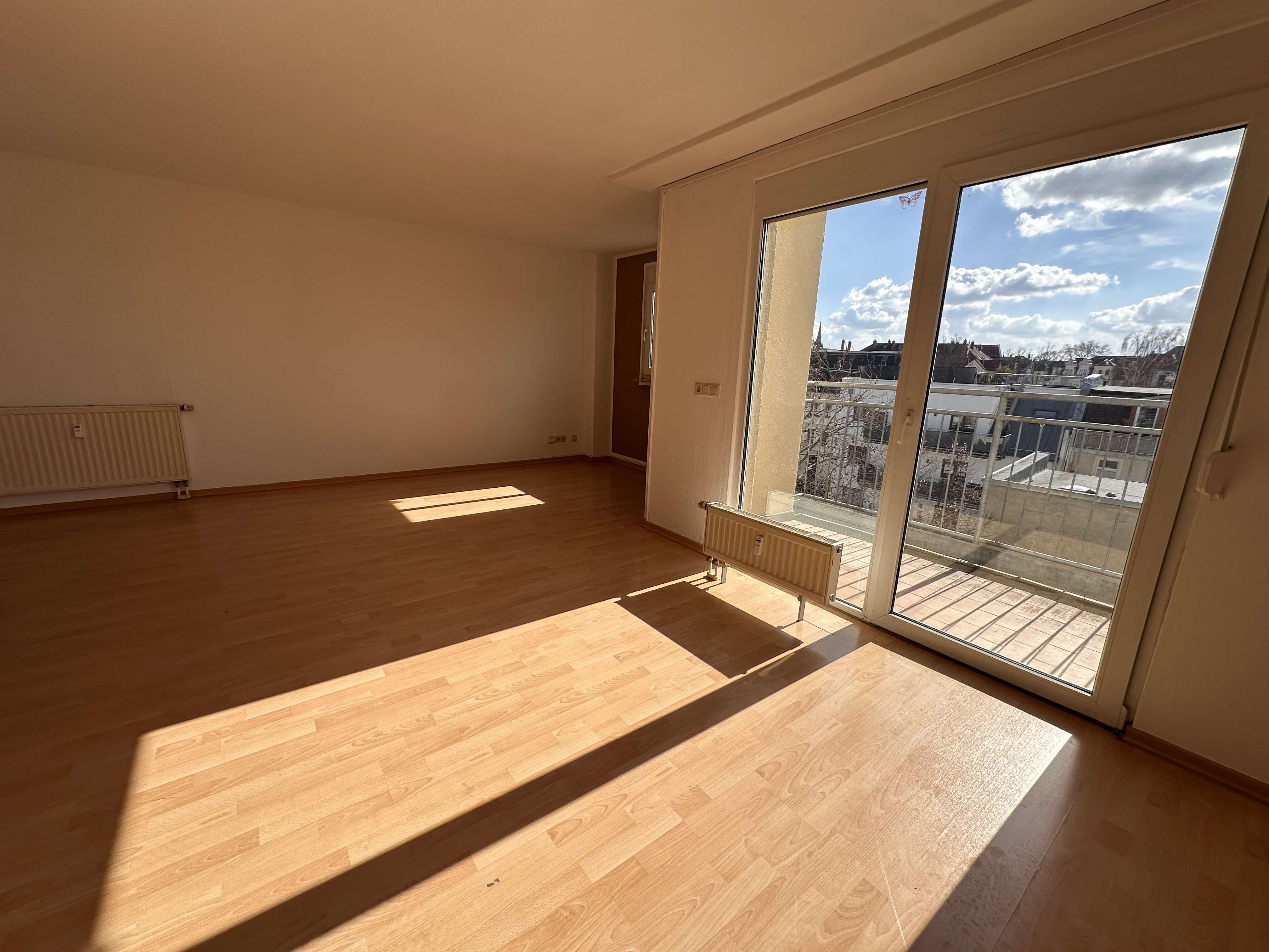 Thumbnail-Wohnung zum Kaufen in Leipzig 205.000,00 € 85.87 m²