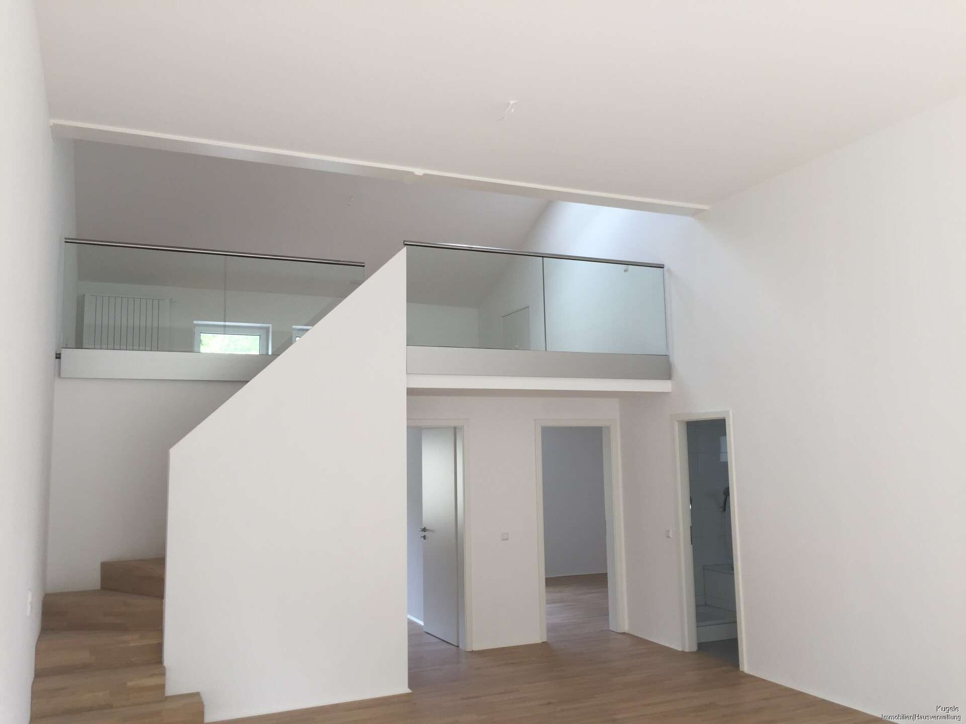 Thumbnail-Wohnung zum Mieten in Stuttgart-Obertürkheim 1.700,00 € 125.2 m²