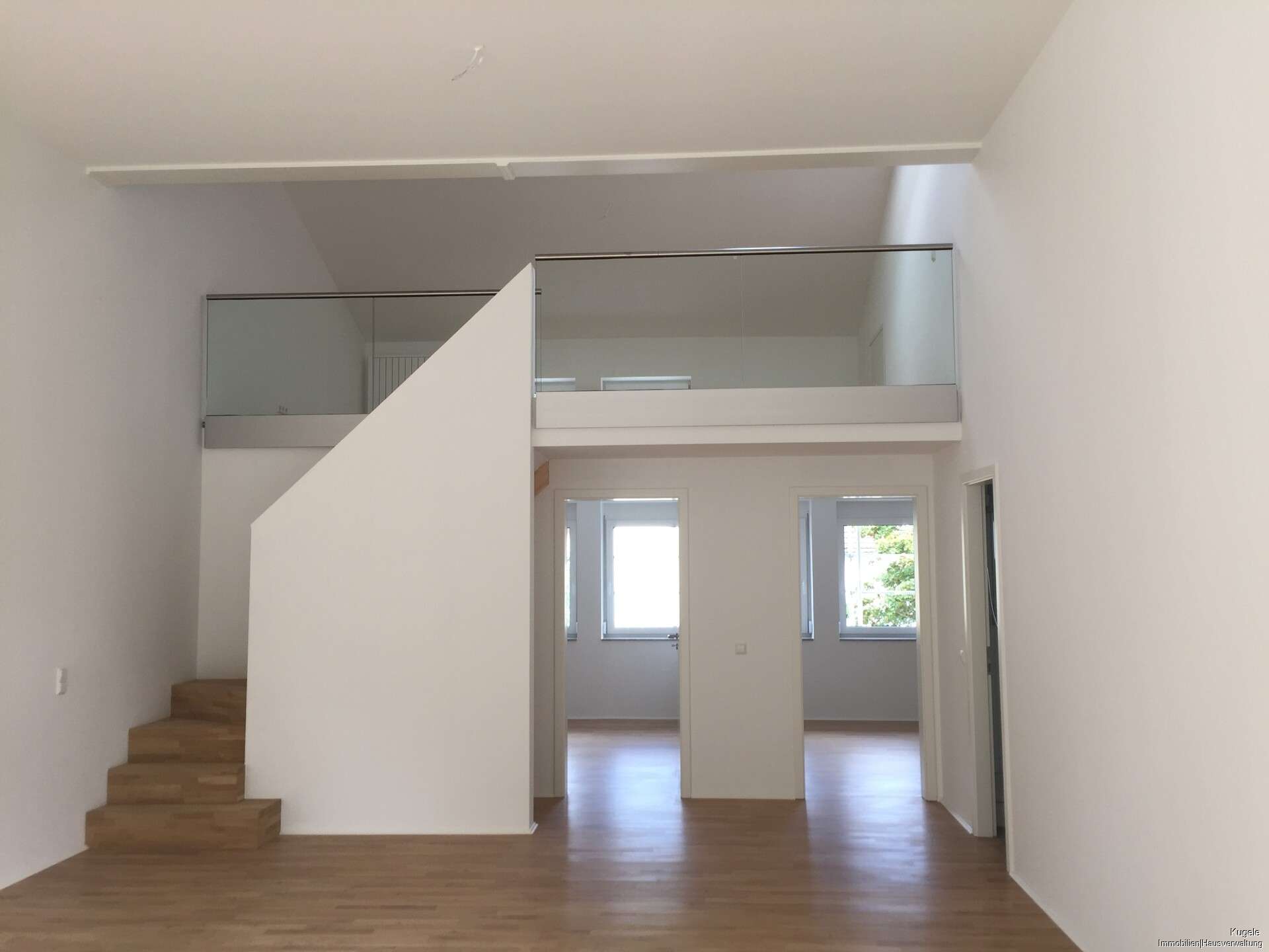 Thumbnail-Wohnung zum Mieten in Stuttgart-Obertürkheim 1.700,00 € 125.2 m²