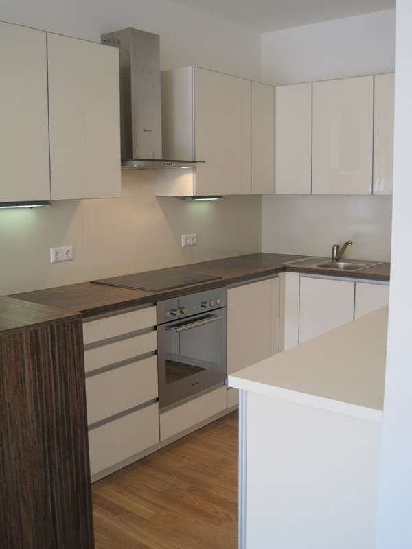 Thumbnail-Haus zum Mieten in Leipzig 1.980,00 € 185 m²