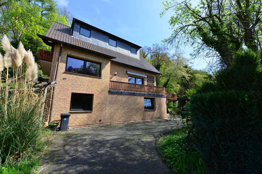 Thumbnail-Haus zum Kaufen in Siegburg-Seligenthal 549.000,00 € 200 m²