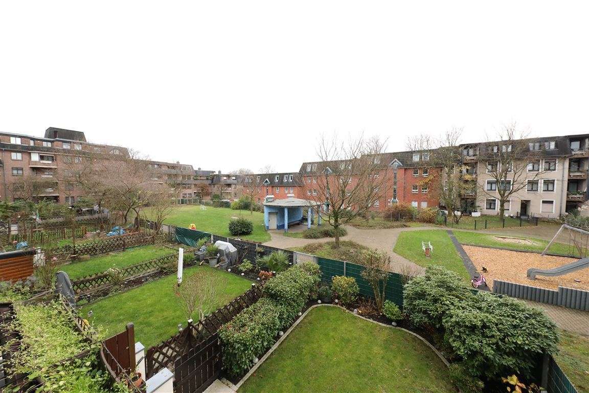 Thumbnail-Wohnung zum Kaufen in Krefeld 185.000,00 € 74 m²