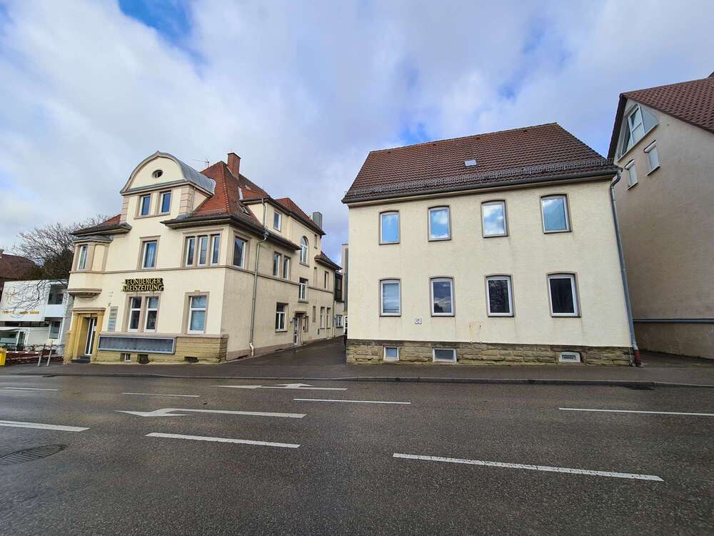 Thumbnail-Haus zum Kaufen in Leonberg 2.800.000,00 € 986.44 m²