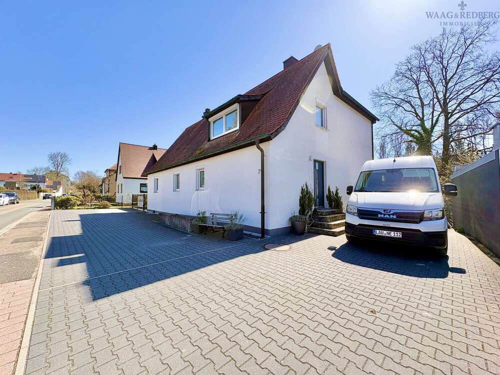Thumbnail-Haus zum Kaufen in Feucht 670.000,00 € 157 m²