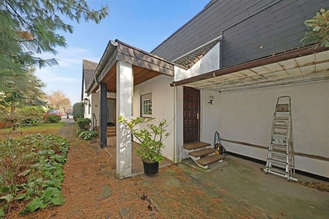 Thumbnail-Grundstück zu verkaufen in Düsseldorf 490.000,00 € 445 m²