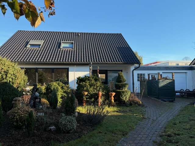 Thumbnail-Haus zum Kaufen in Wolfsburg Vorsfelde 409.000,00 € 154 m²