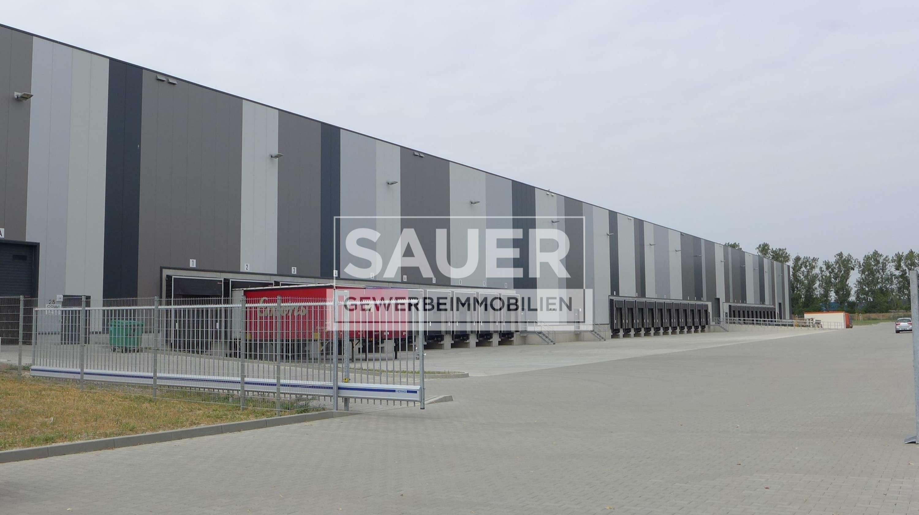 Thumbnail-Halle in Ludwigsfelde 15.950,00 € 2900 m²