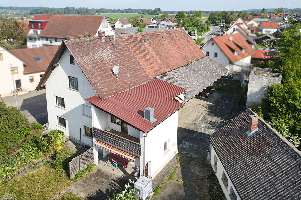 Thumbnail-Haus zum Kaufen in Ebersbach-Musbach 300.000,00 € 144.92 m²