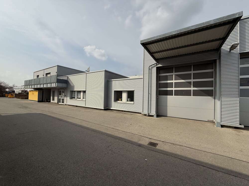 Thumbnail-Halle in Augsburg 4.450,00 € 495 m²