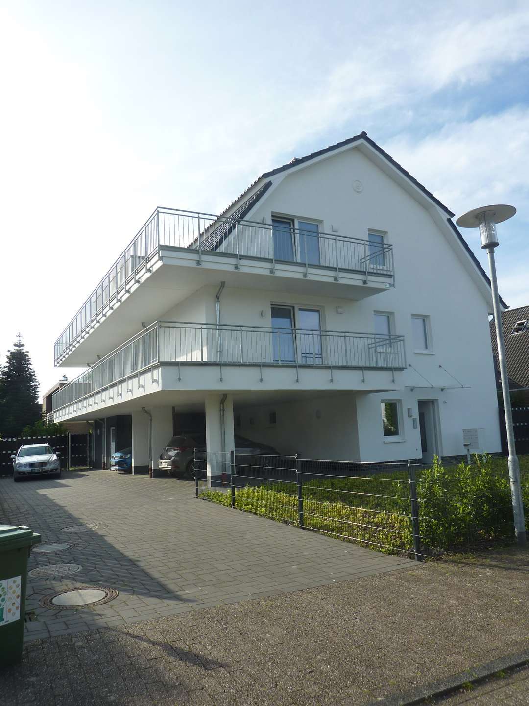 Thumbnail-Wohnung zum Mieten in Oldenburg 1.090,00 € 92.25 m²