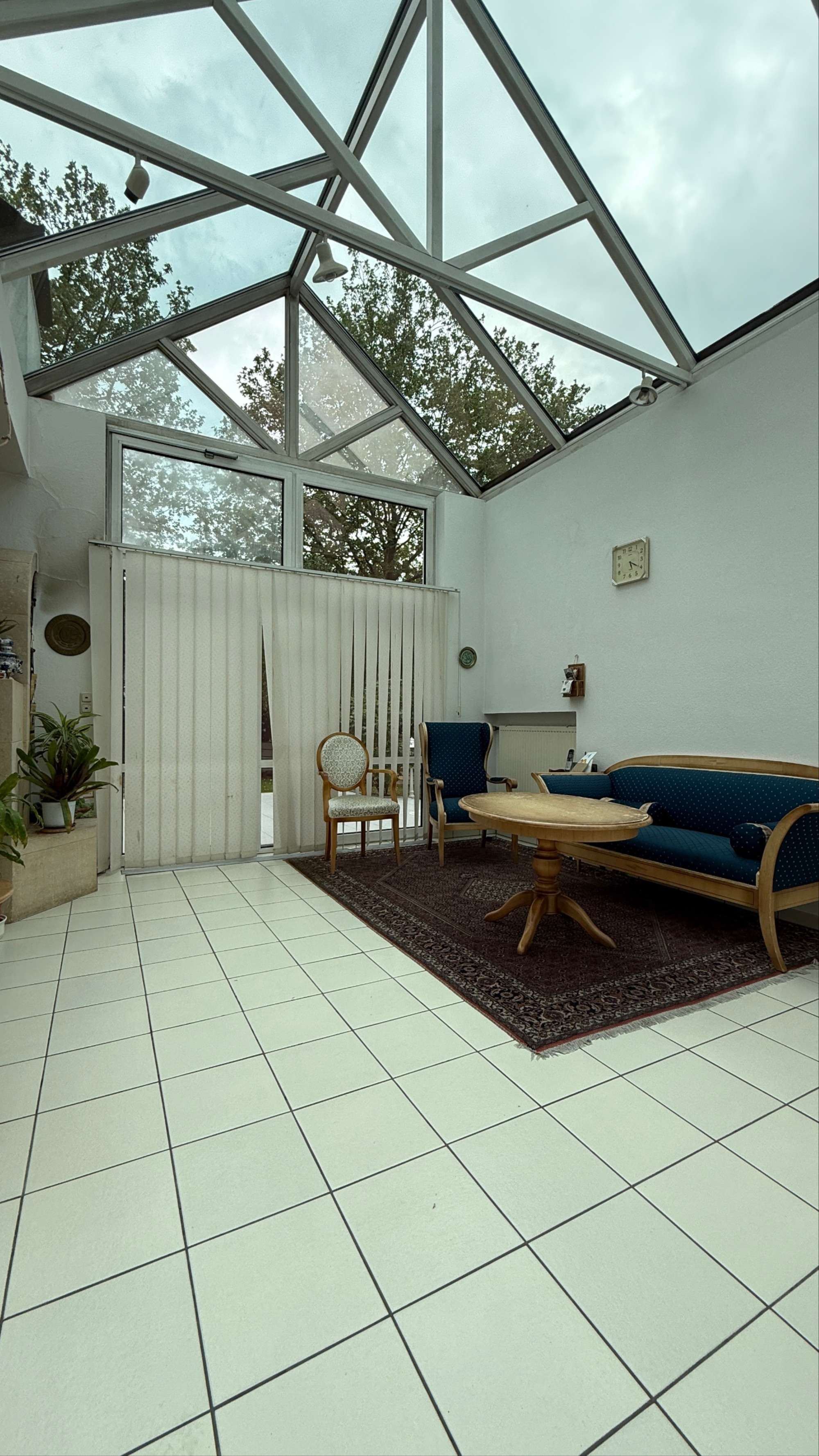 Thumbnail-Haus zum Mieten in Frankfurt am Main 4.900,00 € 110 m²